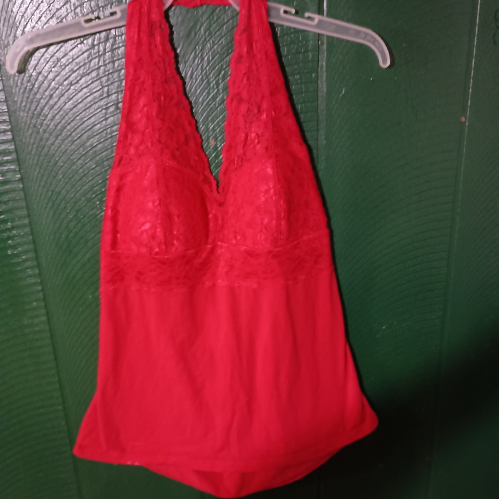 Sexy Red Lace Halter Top - Picture 2 of 10
